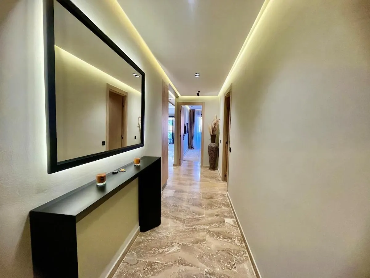 Apartament Luxurious 2Br - Steps From Carre Eden - 84Inch Tv Marrakesz