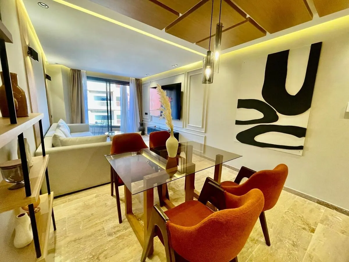 Apartament Luxurious 2Br - Steps From Carre Eden - 84Inch Tv Marrakesz