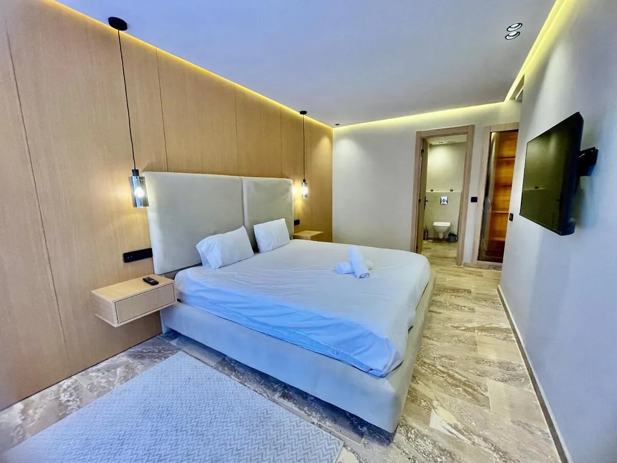 Luxurious 2Br - Steps From Carre Eden - 84Inch Tv Appartement Marrakesh